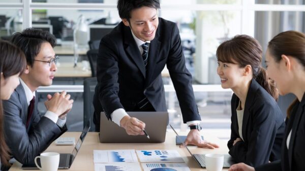 「意見が出ない」は部下のせいではない―心理的安全性を高める3つのポイント