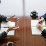 聞く姿勢が組織を動かす～管理職育成で本当に必要なこと～