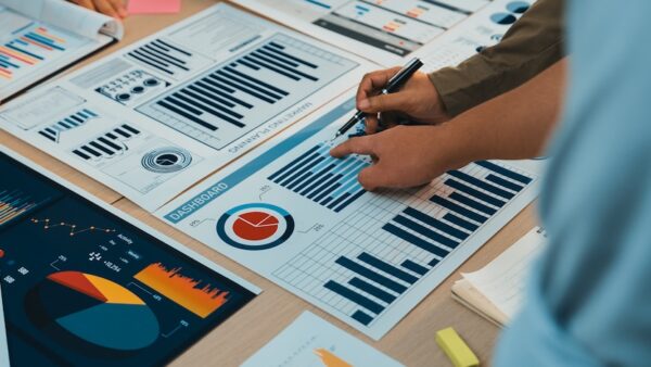 評価のブレをなくす評価者ミーティングのつくり方～納得感は会議で設計できる～